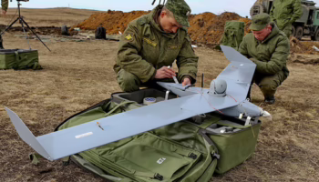 Российские военные с БПЛА