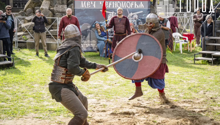 Турнир по историческому фехтованию «Меч Черноморья». Фото: портал «Город».
